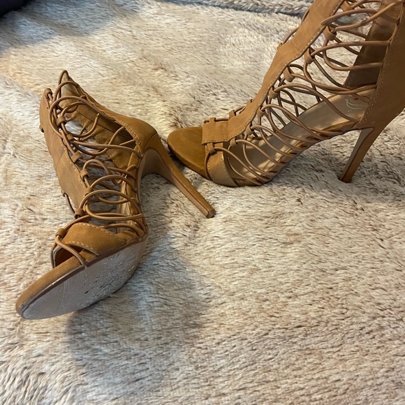 Cute strappy sandals (heels) - Picture 1 of 6